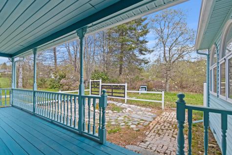 18 Martin Heights Raymond ME 04071
