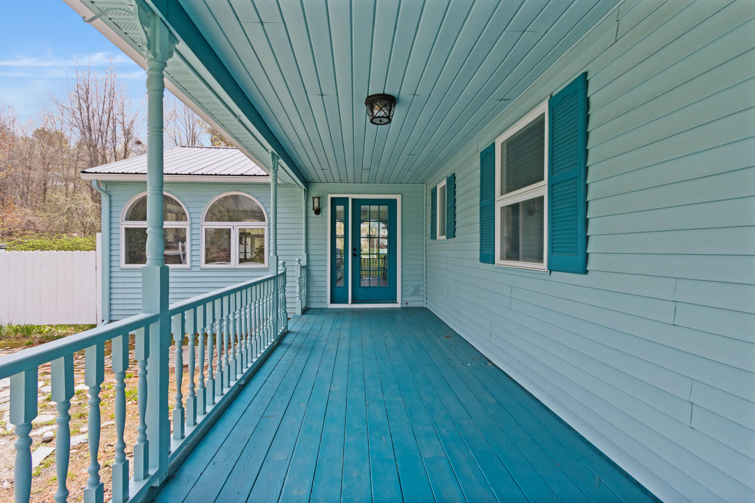 18 Martin Heights Raymond ME 04071