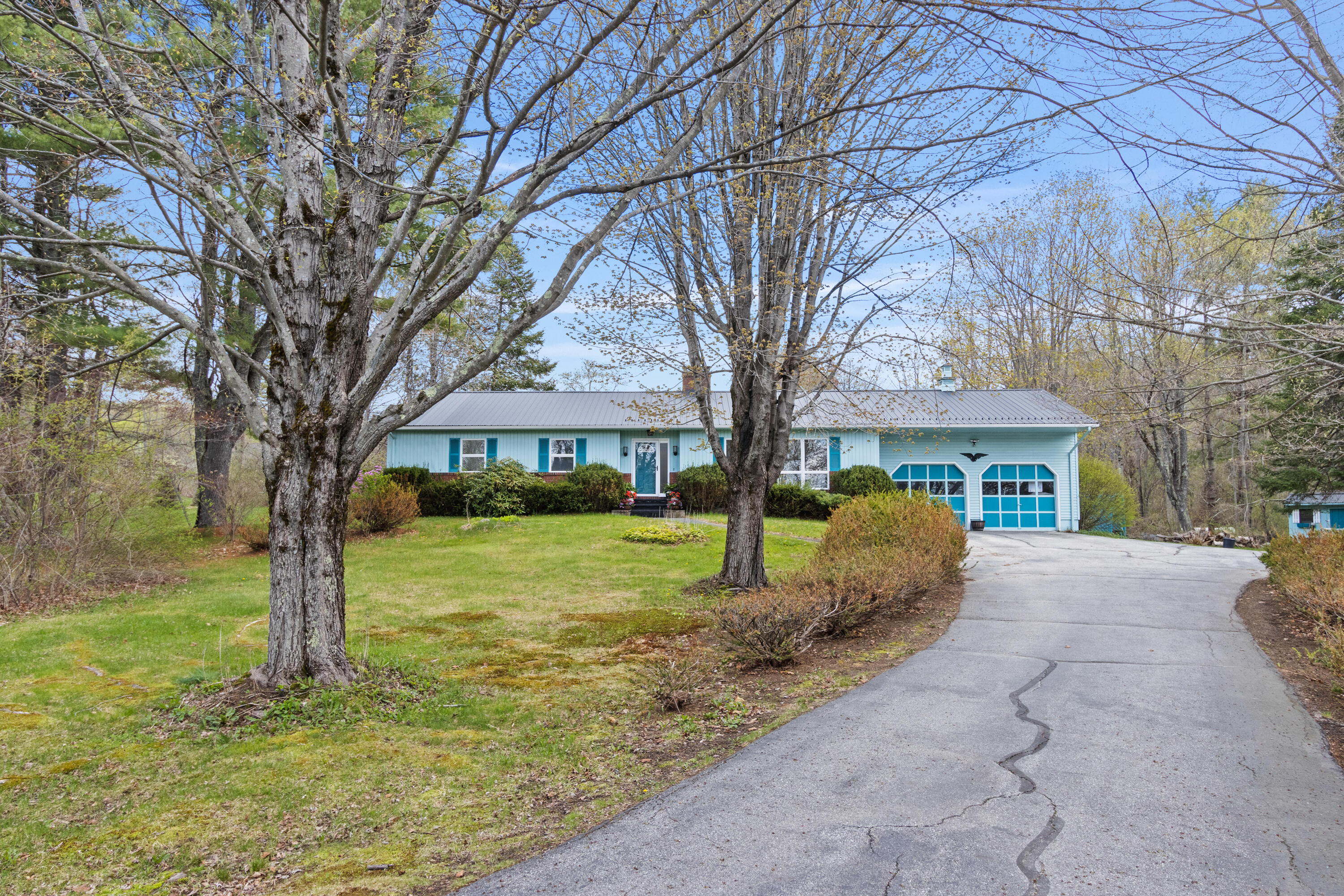 18 Martin Heights Raymond ME 04071