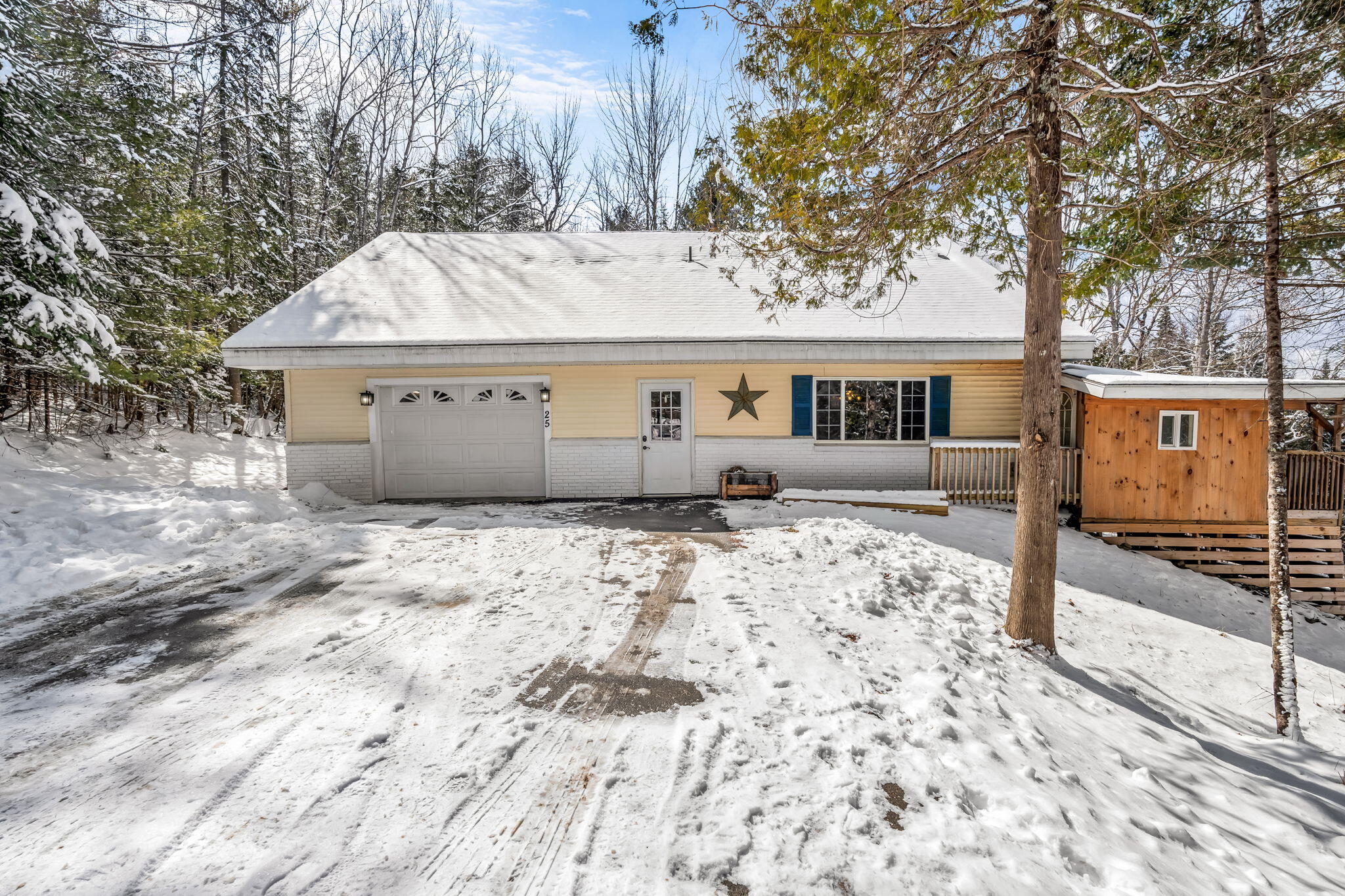 25 Mountain High Drive Orrington ME 04474