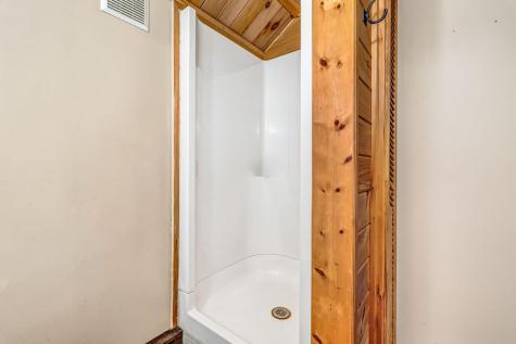 25 Mountain High Drive Orrington ME 04474