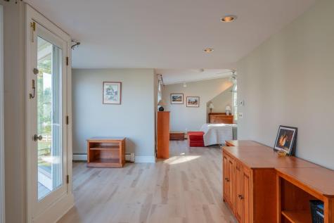 15 Sea Cove Road Cumberland ME 04110