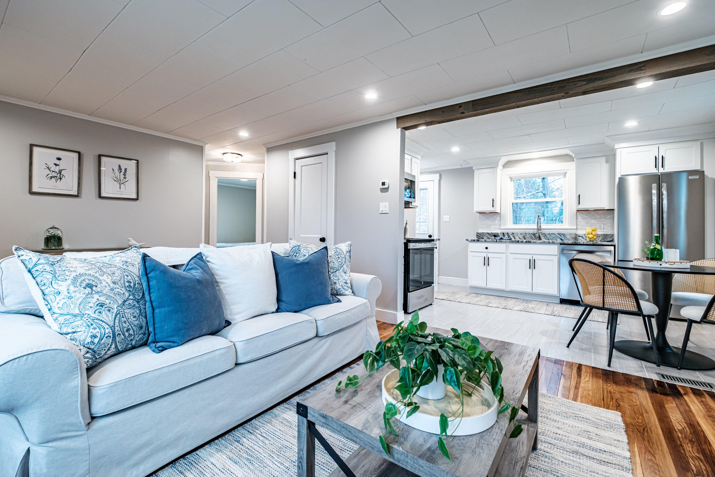 6 Prince Street Cumberland ME 04021
