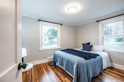 6 Prince Street Cumberland ME 04021