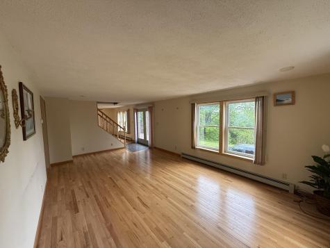 156 Lakeshore Drive Leeds ME 04263