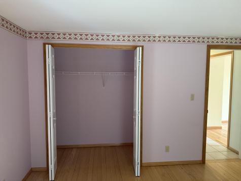 156 Lakeshore Drive Leeds ME 04263