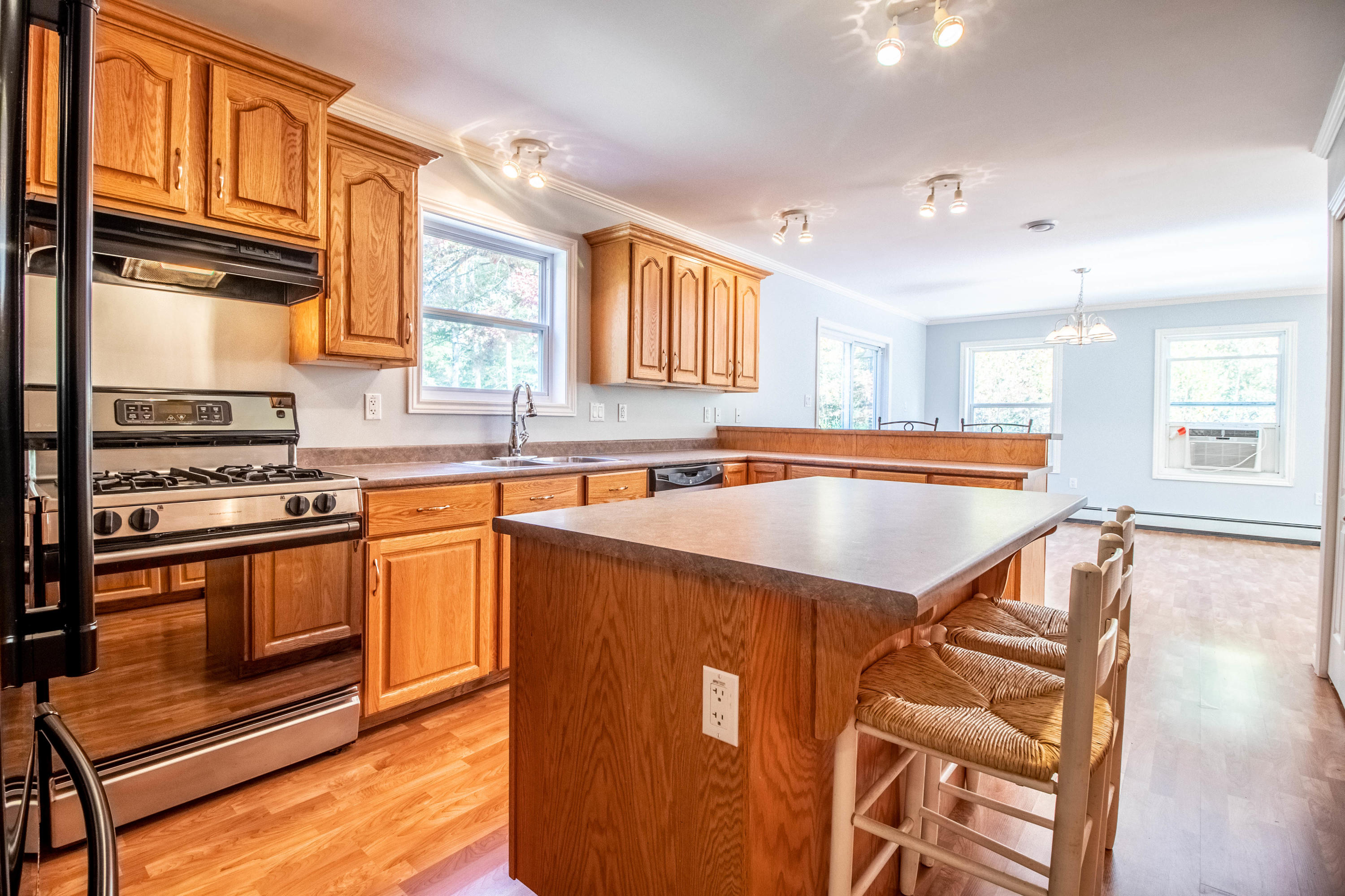 164 Mast Road Epping NH 03042