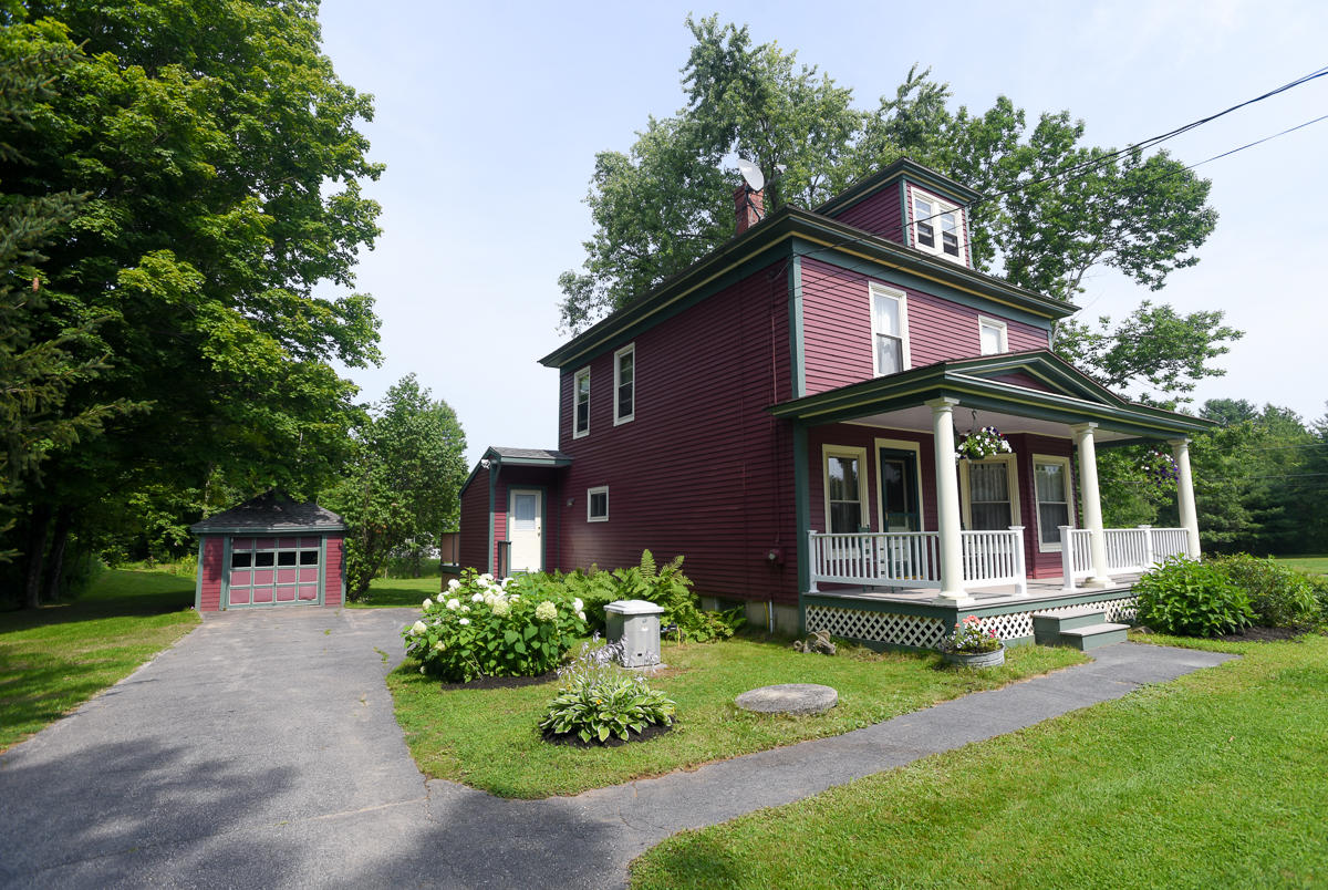 932 River Road Buxton ME 04093