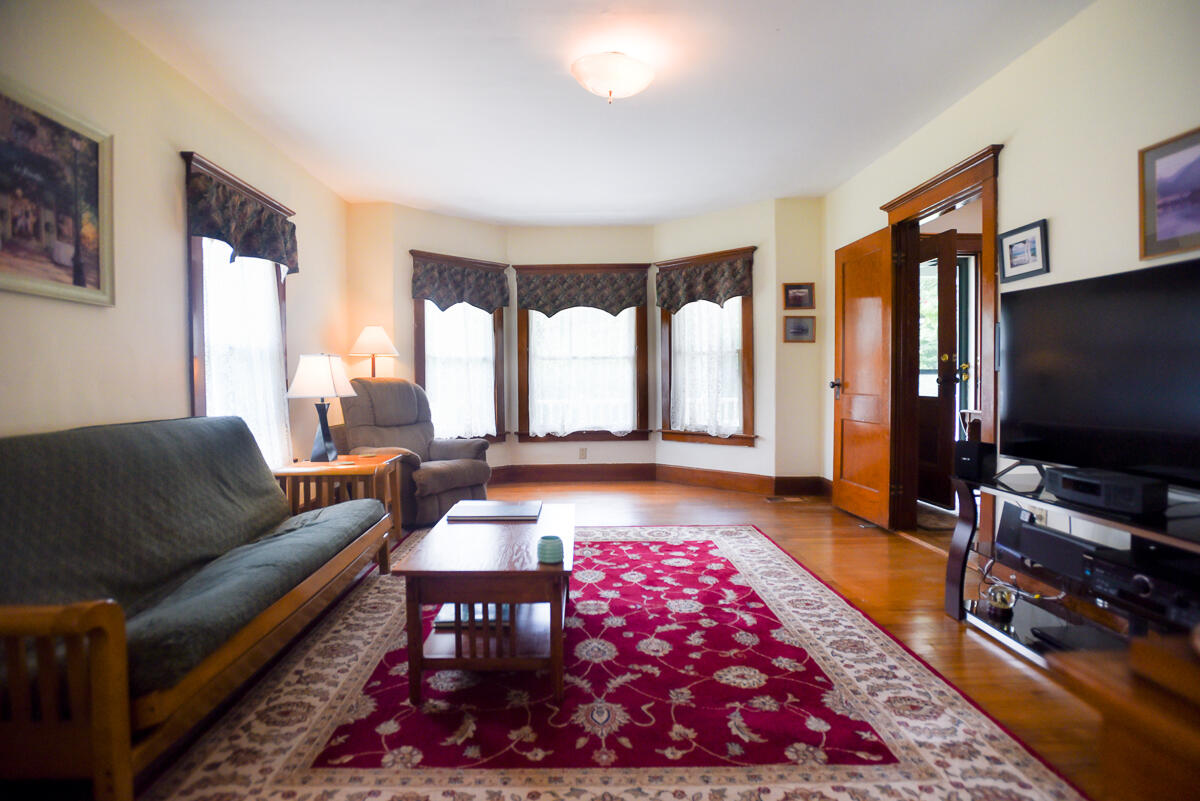 932 River Road Buxton ME 04093