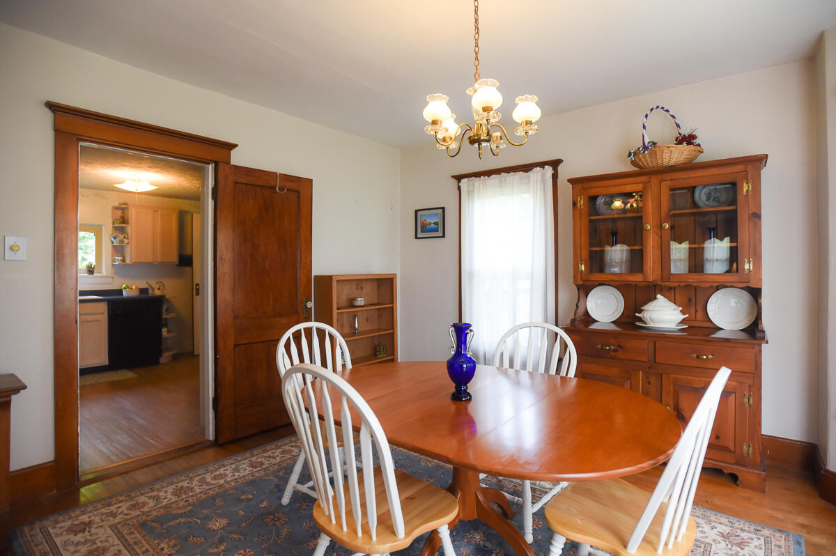 932 River Road Buxton ME 04093