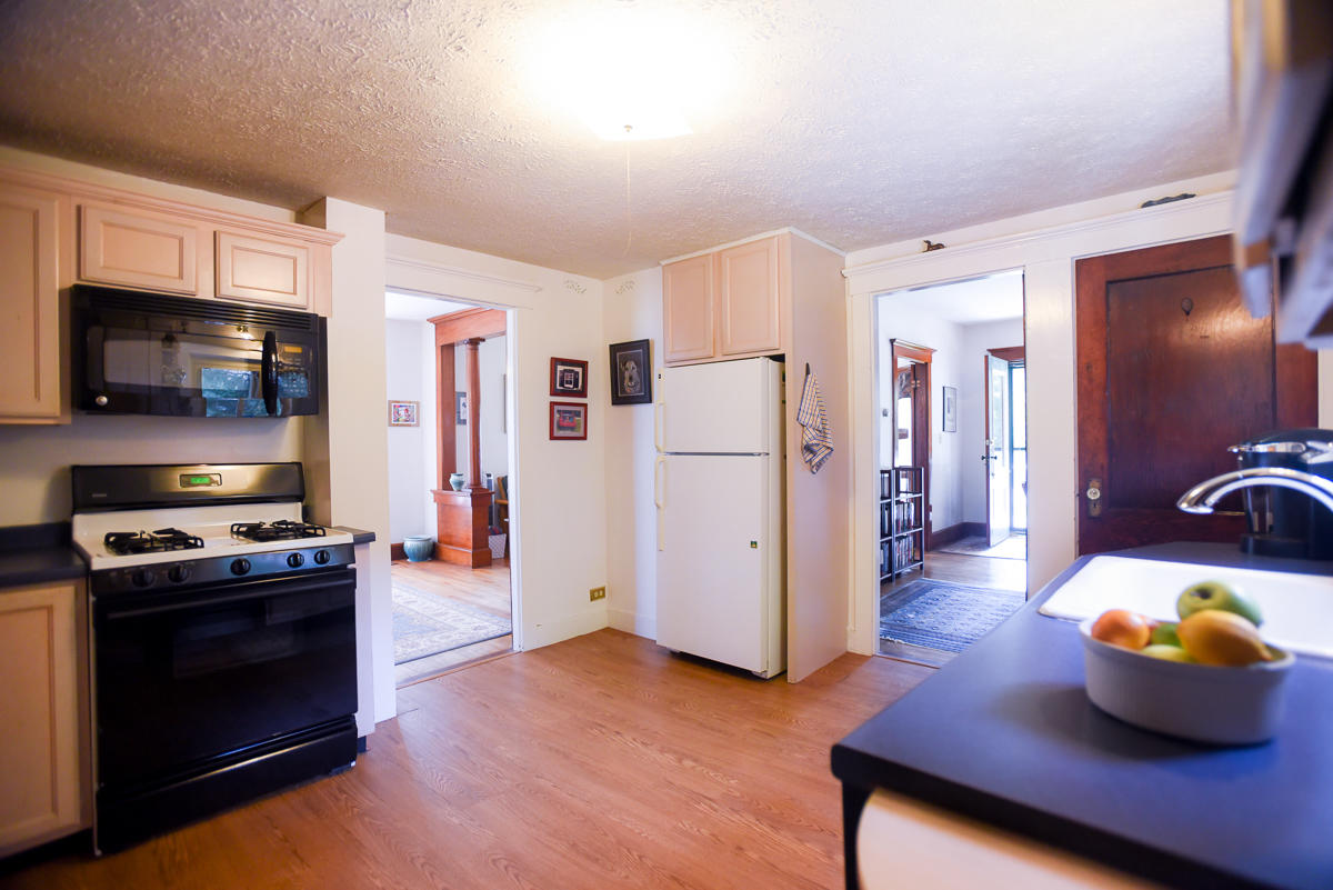 932 River Road Buxton ME 04093