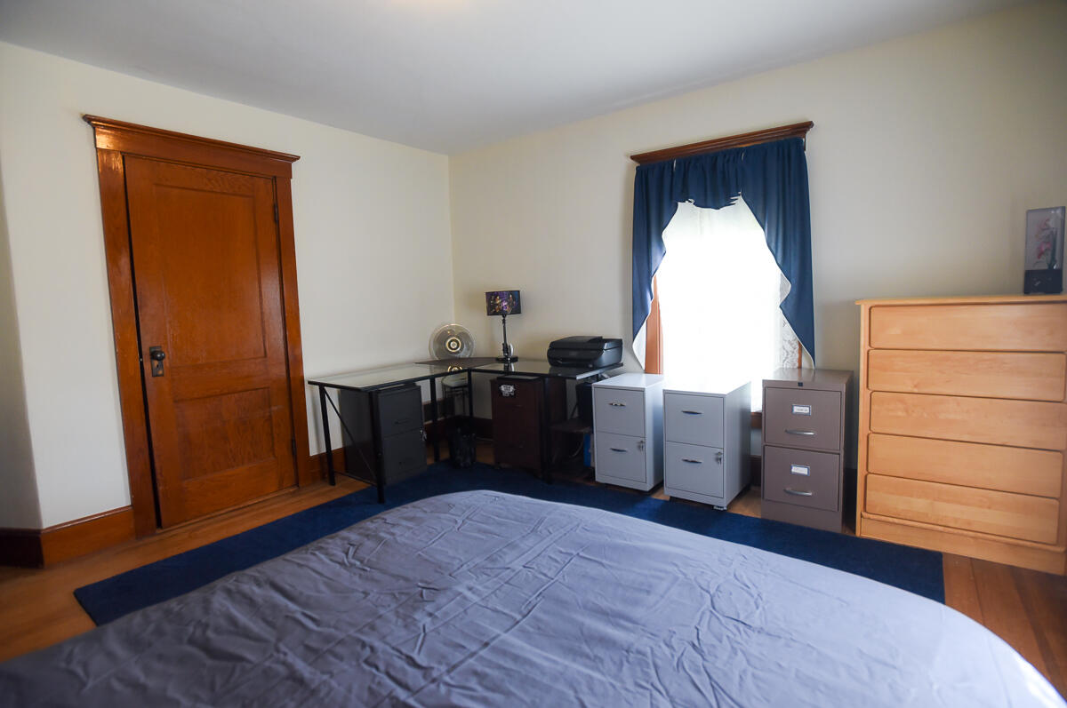 932 River Road Buxton ME 04093