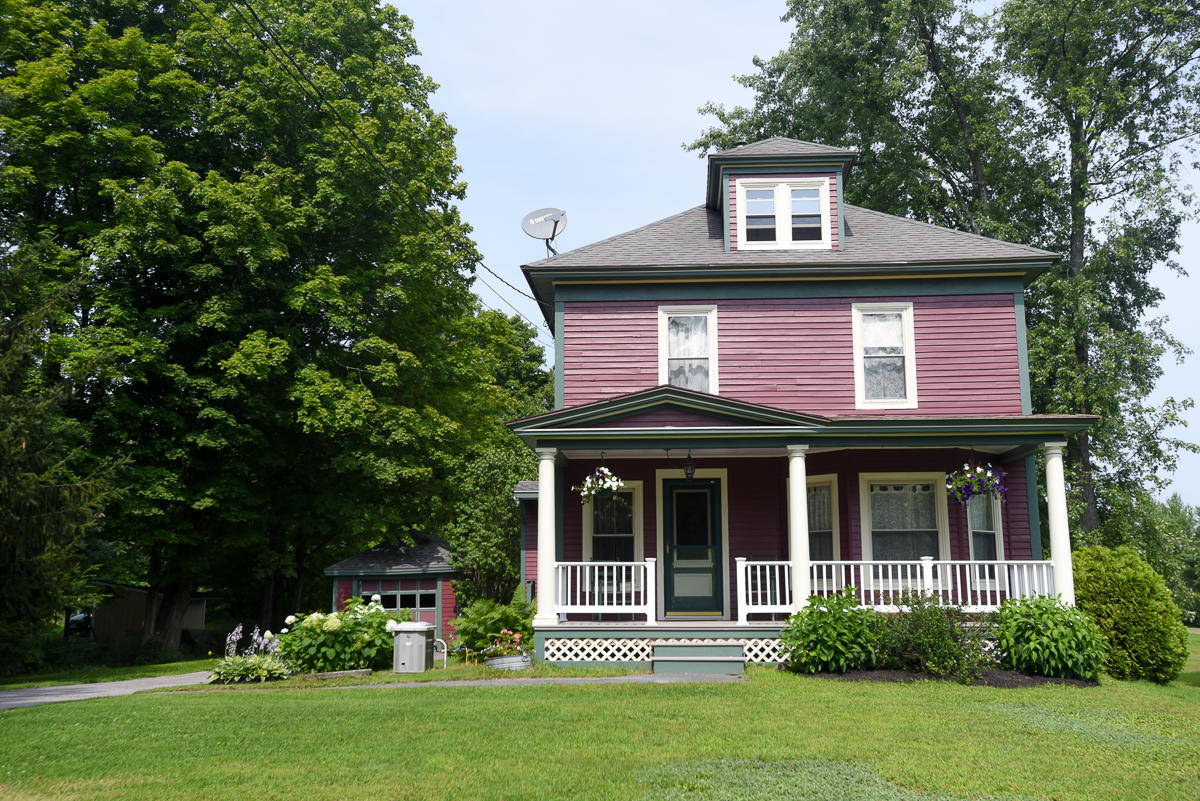 932 River Road Buxton ME 04093