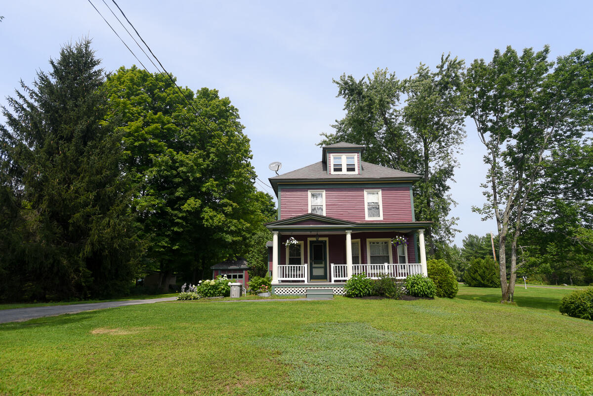 932 River Road Buxton ME 04093