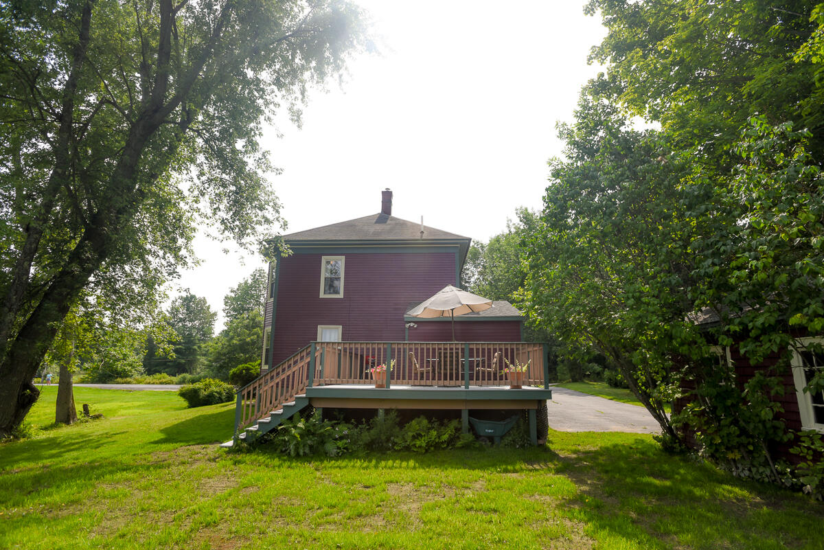 932 River Road Buxton ME 04093