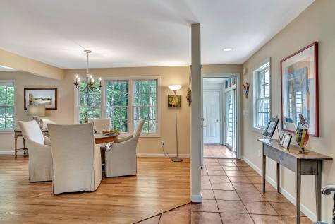 28 Ledgewood Drive Yarmouth ME 04096