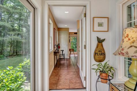 28 Ledgewood Drive Yarmouth ME 04096