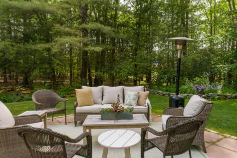 28 Ledgewood Drive Yarmouth ME 04096