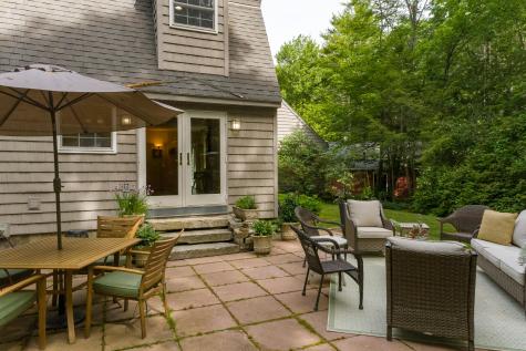 28 Ledgewood Drive Yarmouth ME 04096