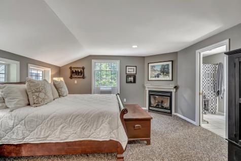 28 Ledgewood Drive Yarmouth ME 04096