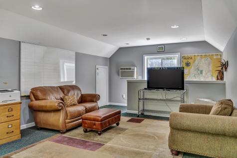 28 Ledgewood Drive Yarmouth ME 04096