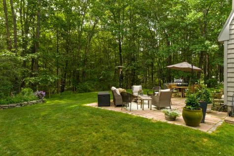 28 Ledgewood Drive Yarmouth ME 04096