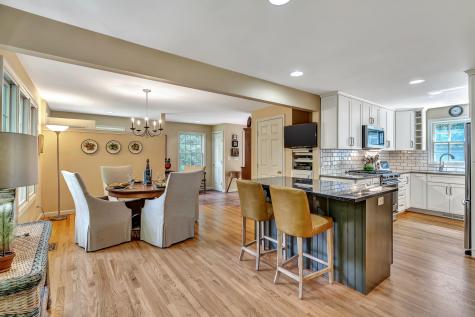 28 Ledgewood Drive Yarmouth ME 04096