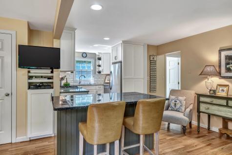 28 Ledgewood Drive Yarmouth ME 04096