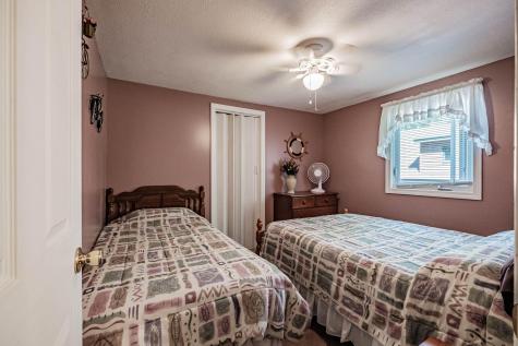 31 Bentwood Street Naples ME 04055