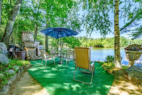 31 Bentwood Street Naples ME 04055