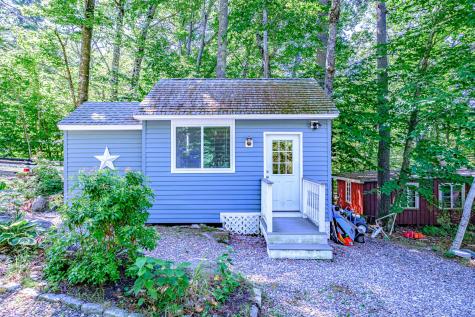 31 Bentwood Street Naples ME 04055