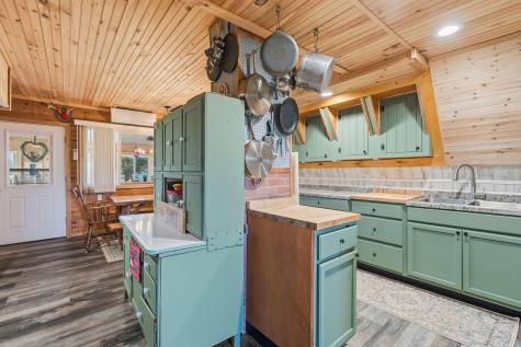 1445 Bear Hill Road Dover-foxcroft ME 04426