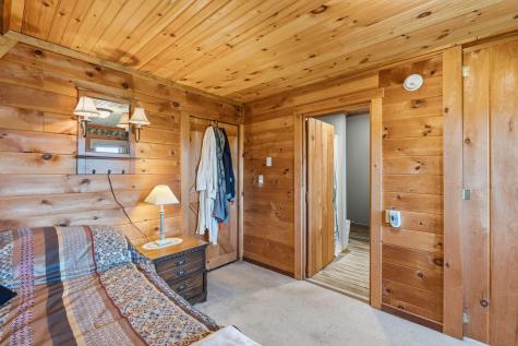 1445 Bear Hill Road Dover-foxcroft ME 04426