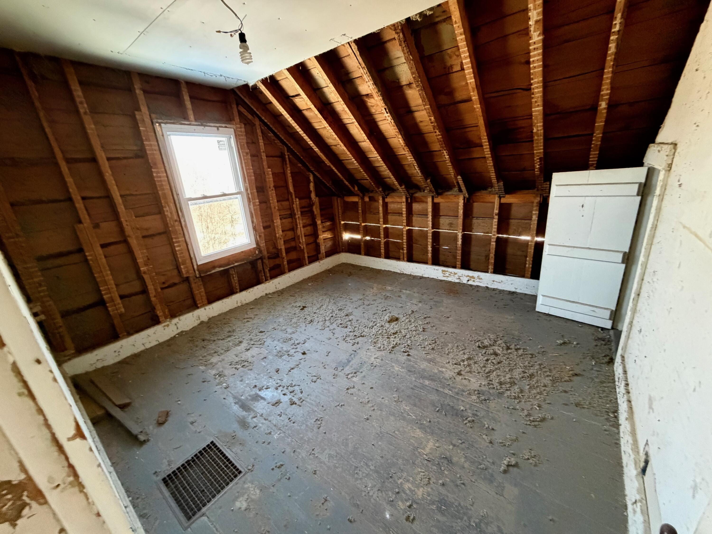 4 Chapin Avenue Monson ME 04464