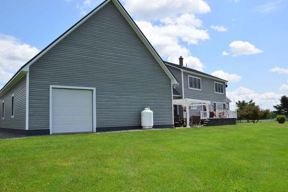 18 River Road Madison ME 04950