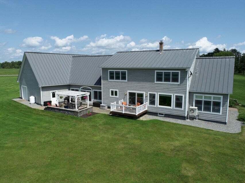 18 River Road Madison ME 04950