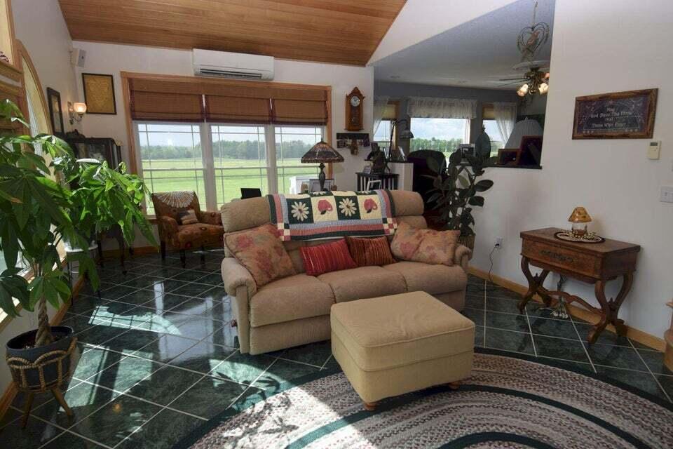 18 River Road Madison ME 04950