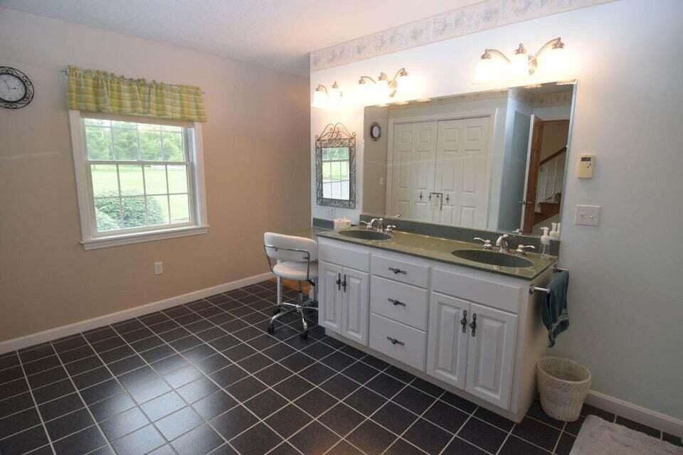 18 River Road Madison ME 04950