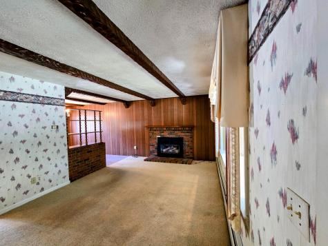 4 Woodsdale Drive Jay ME 04239