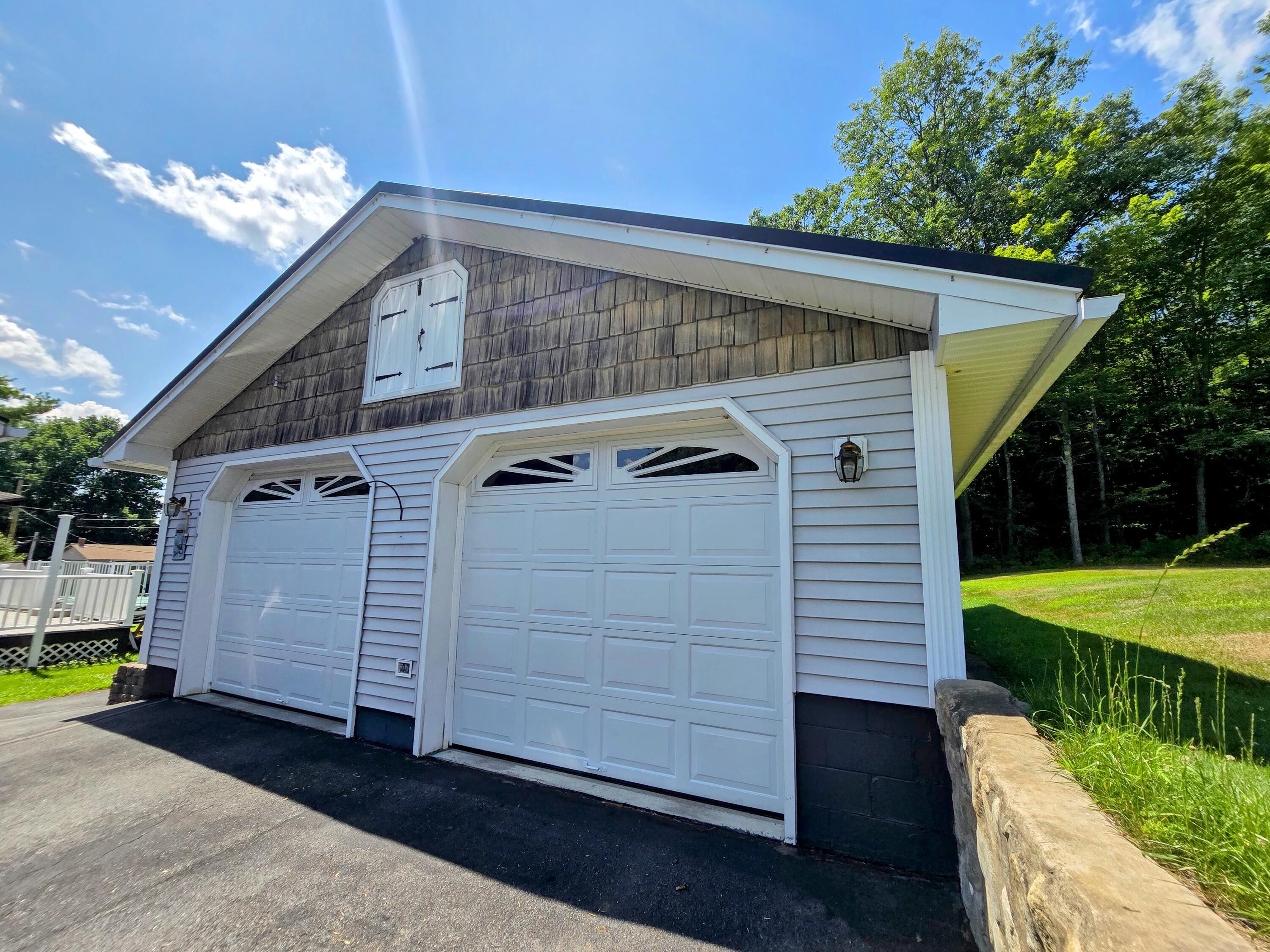 4 Woodsdale Drive Jay ME 04239