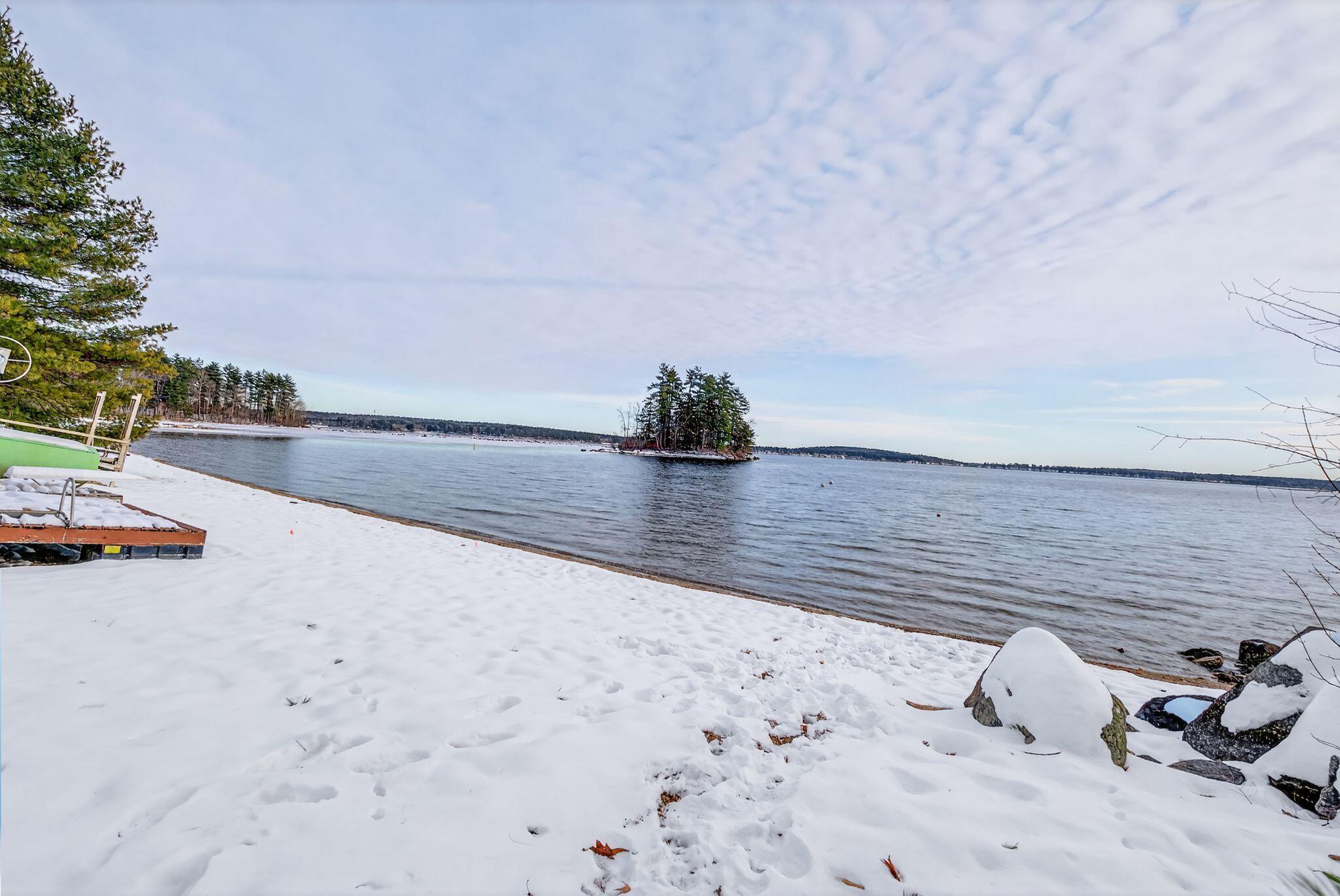 89 Shaw Road Raymond ME 04071