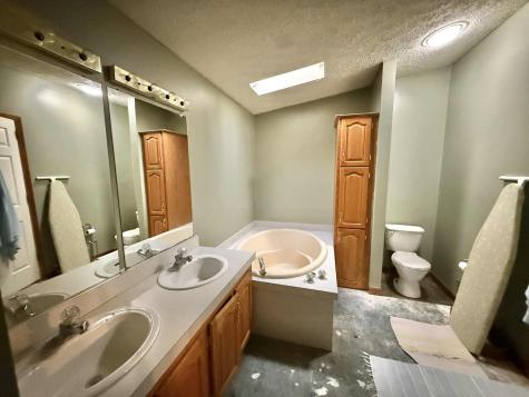 137 Canton Road Livermore ME 04253