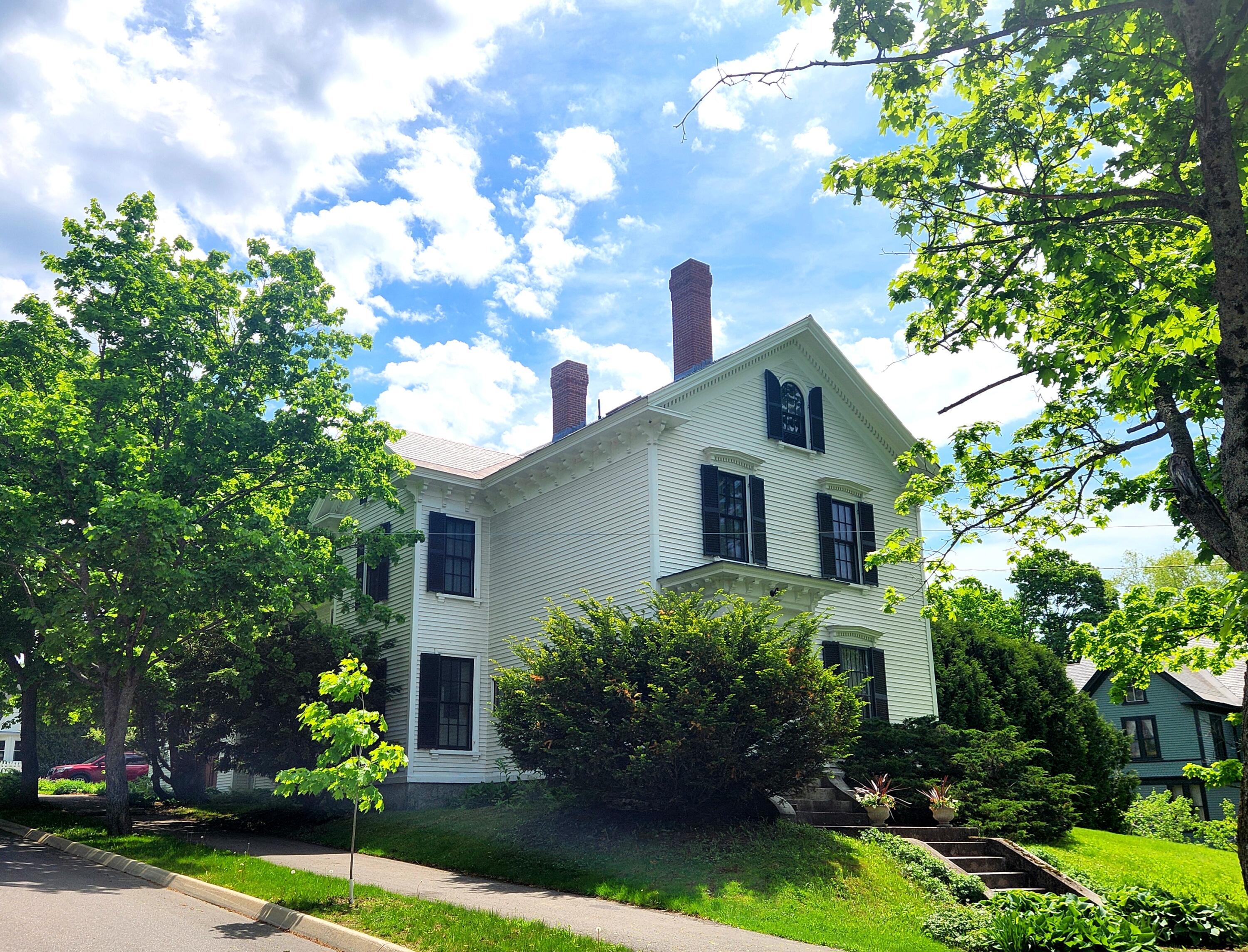 151 Kenduskeag Avenue Bangor ME 04401