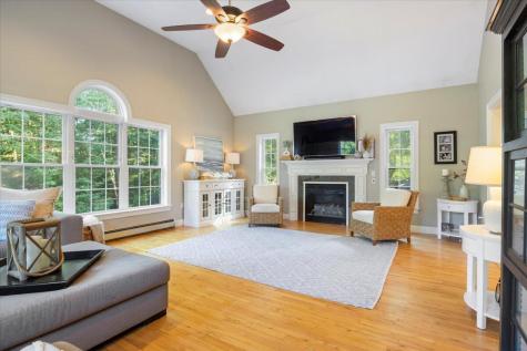3 Highpointe Circle Kittery ME 03904