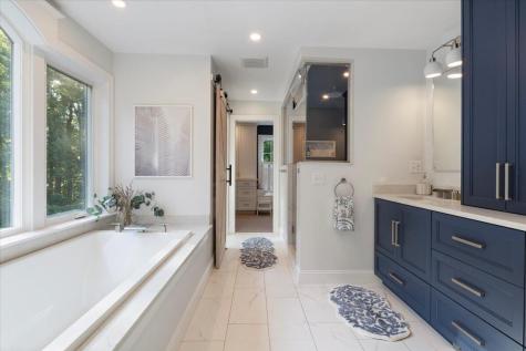 3 Highpointe Circle Kittery ME 03904