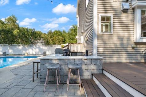 3 Highpointe Circle Kittery ME 03904
