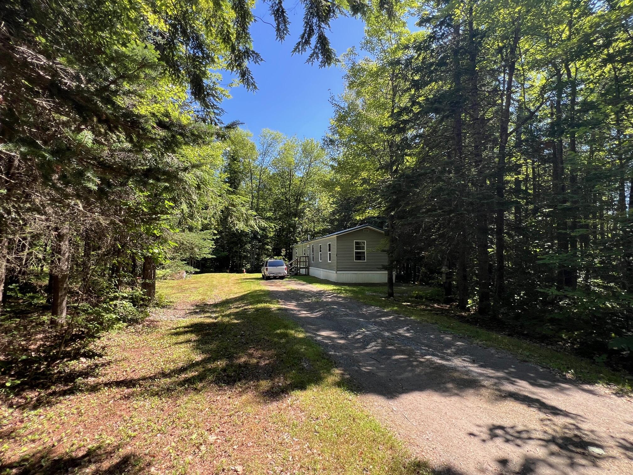 Saint Albans ME, 28 Brookside Drive