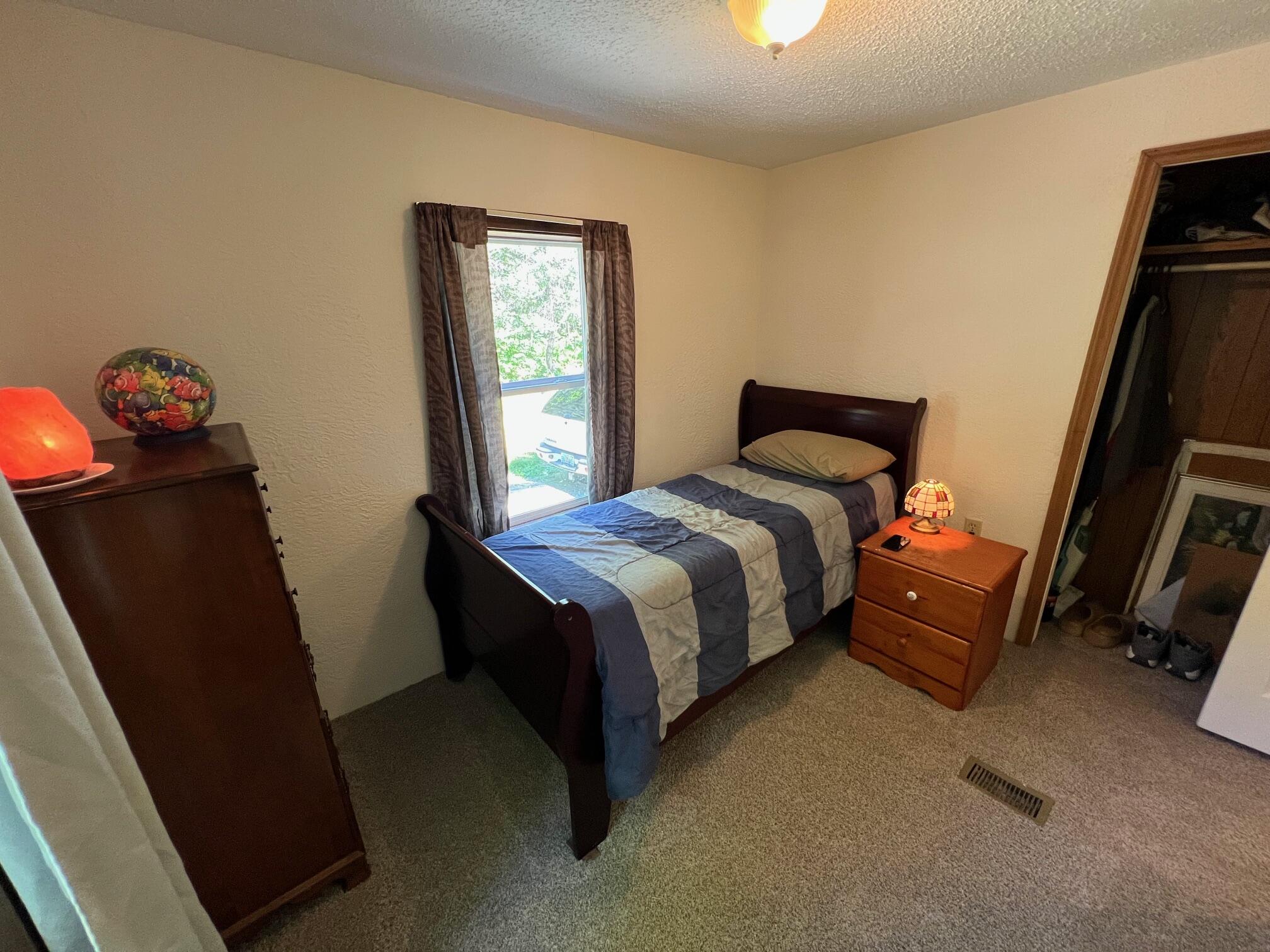 28 Brookside Drive Saint Albans ME 04971