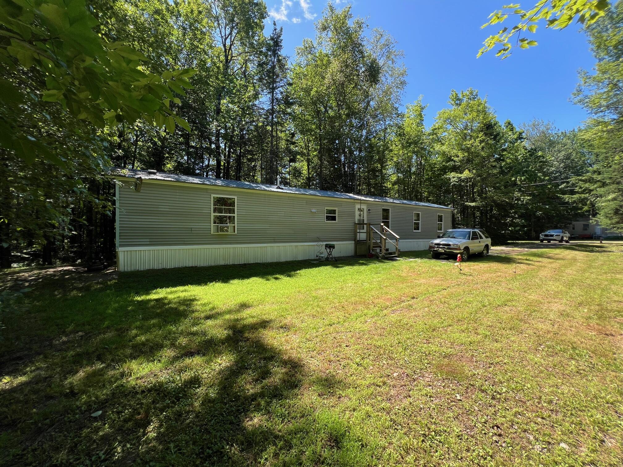 28 Brookside Drive Saint Albans ME 04971
