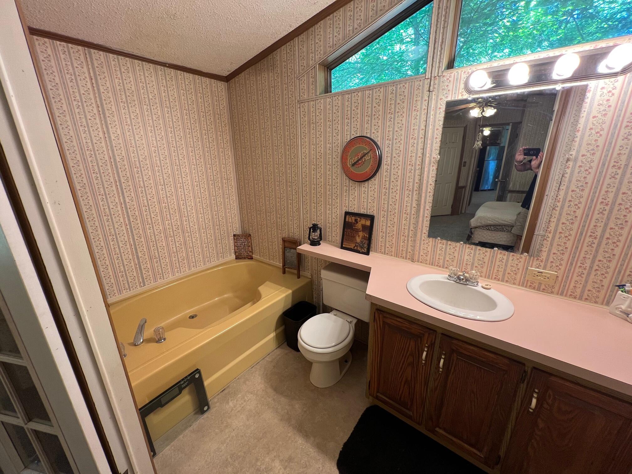 28 Brookside Drive Saint Albans ME 04971